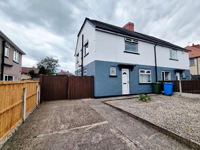 3 Bedroom Semi-Detached House To Rent In Radford Street, Worksop, S80