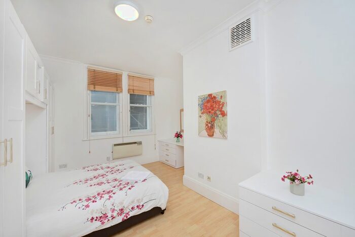 1 Bedroom Flat To Rent In White Horse Street, London, W1J