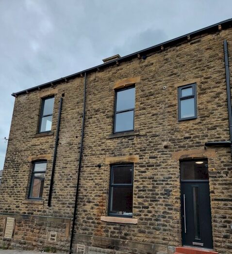2 Bedroom Terraced House To Rent In Whewell Street, Birstall, Batley, WF17