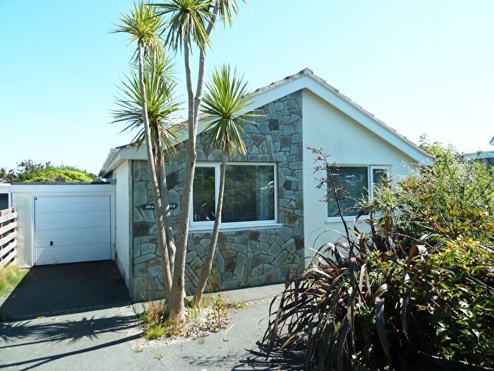 2 Bedroom Detached Bungalow For Sale In Maes Hyfryd, Moelfre, LL72