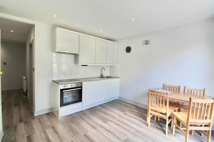 2 Bedroom Flat To Rent In Green Pond Road, London, E17