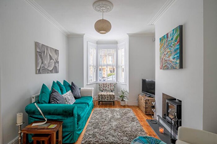 3 Bedroom Terraced House To Rent In Arlington Road Oldfield Park, BA2