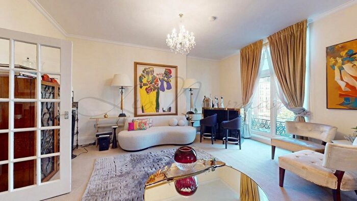 3 Bedroom Flat To Rent In Bickenhall Mansions, London, W1U