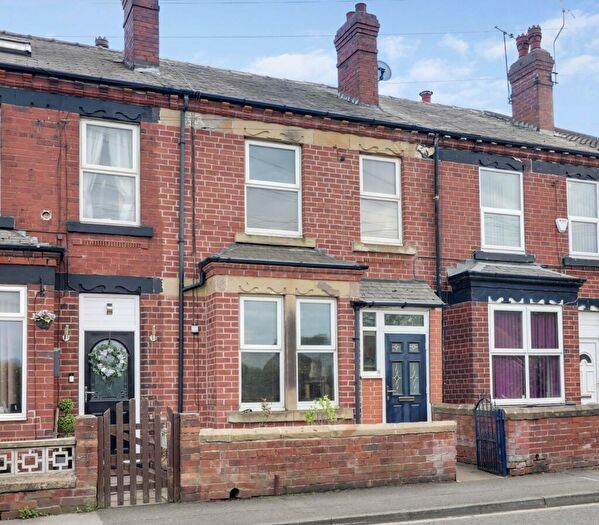 2 Bedroom Terraced House For Sale In Station Road, Kippax, Leeds, West Yorkshire, LS25