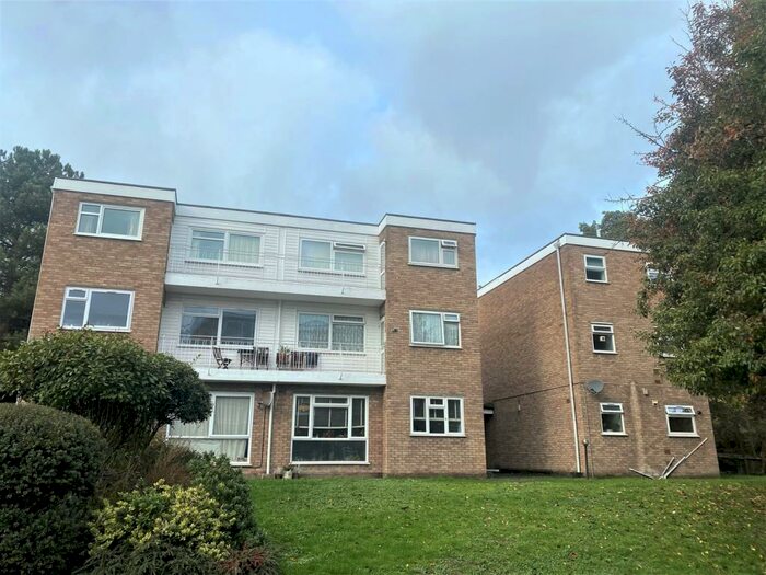 Apartment To Rent In Dacres Road, Forest Hill, London, SE23