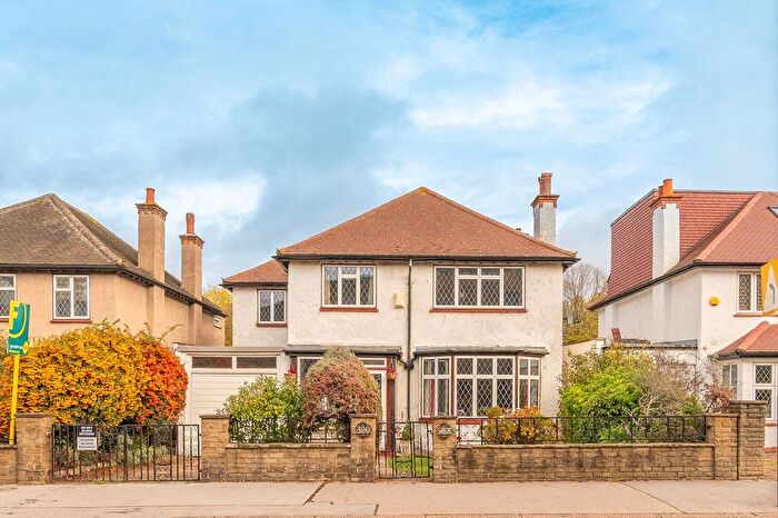 4 Bedroom Detached House For Sale In Norbury Avenue, Norbury, London, SW16