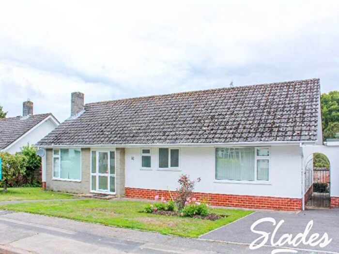 3 Bedroom Bungalow To Rent In Cranemoor Avenue, Highcliffe, Dorset, BH23