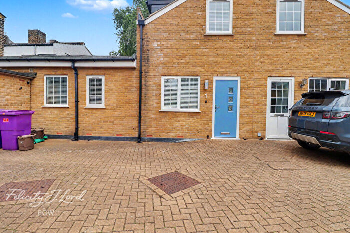 2 Bedroom Terraced House To Rent In Michael Close, London, E3