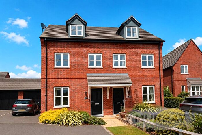 3 Bedroom Semi-Detached House For Sale In Barfield Street, Uppingham, Oakham, Rutland, LE15
