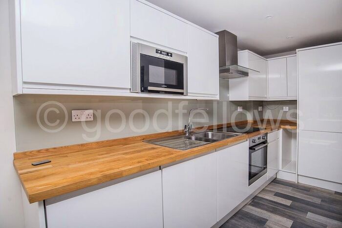 1 Bedroom Flat To Rent In Coombe Lane, London SW20