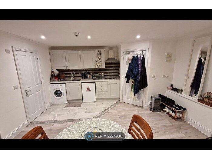 Studio To Rent In West Street, Brighton And Hove, BN1