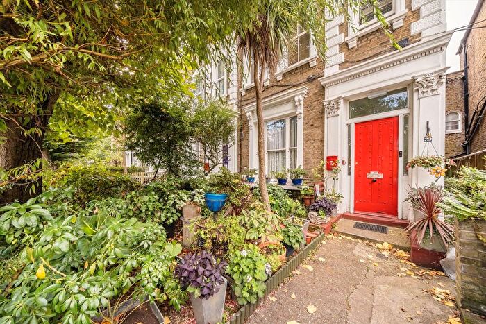 1 Bedroom Flat For Sale In Islip Street, Kentish Town, NW5