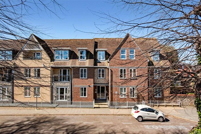 2 Bedroom Apartment For Sale In Shippam Street, Chichester, West Sussex, PO19