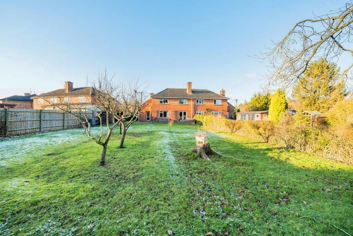 3 Bedroom Semi-Detached House For Sale In Kingsclere, Hampshire, RG20