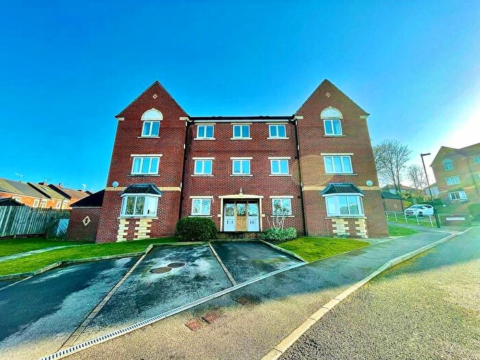 2 Bedroom Apartment To Rent In Cartmell Hill, Sheffield, South Yorkshire, S8