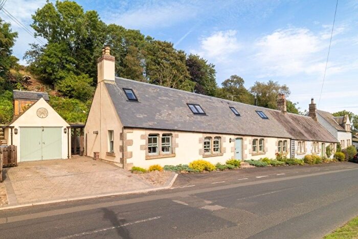 2 Bedroom Cottage For Sale In Hume, TD5