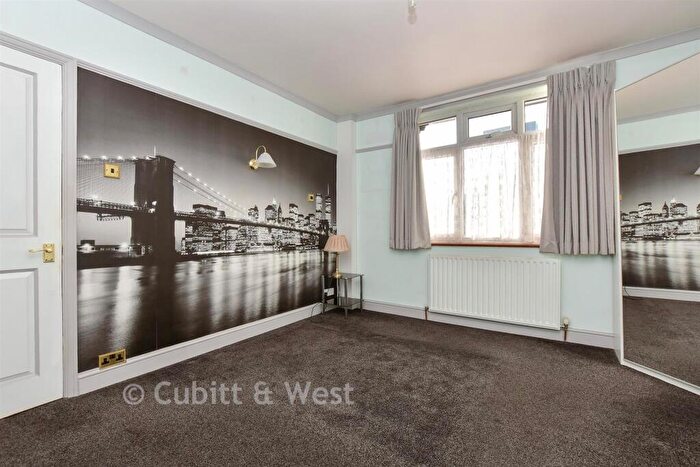 4 Bedroom Semi Detached House For Sale In Headley Avenue, Wallington, Surrey, SM6