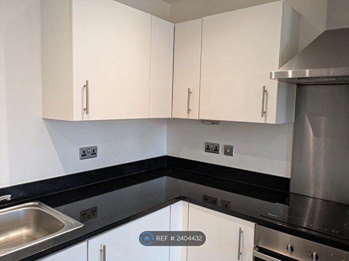 1 Bedroom Flat To Rent In Trident Point, Harrow, HA1