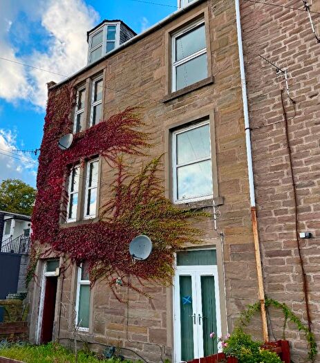 3 Bedroom Flat To Rent In Wellington Street, City Centre, Dundee, DD1