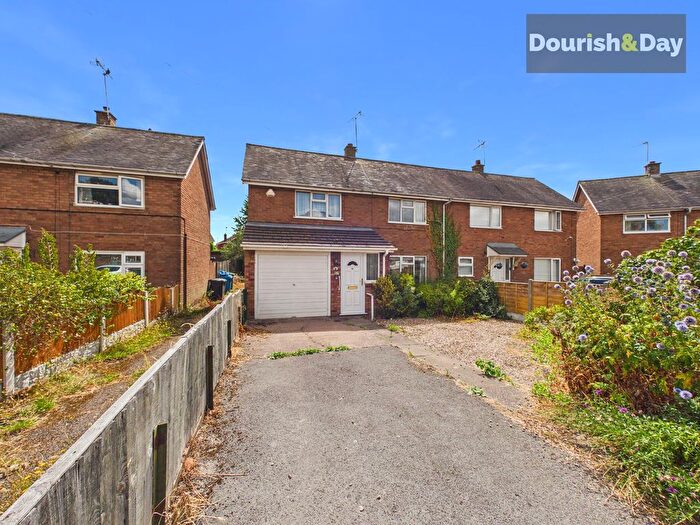 3 Bedroom Semi-Detached House For Sale In Littleton Crescent, Penkridge, ST19