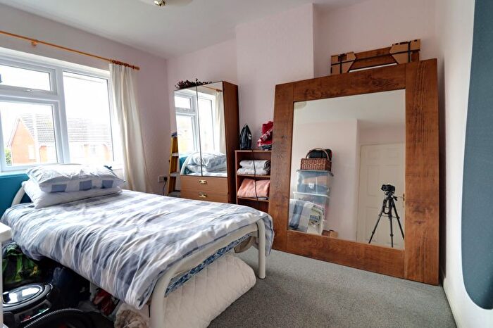 3 Bedroom Semi-Detached House For Sale In Wordsworth Avenue, Castle Ridge, Stafford, ST17