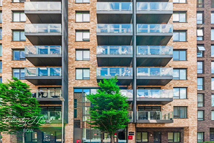1 Bedroom Apartment For Sale In Madeira Street, London, E14