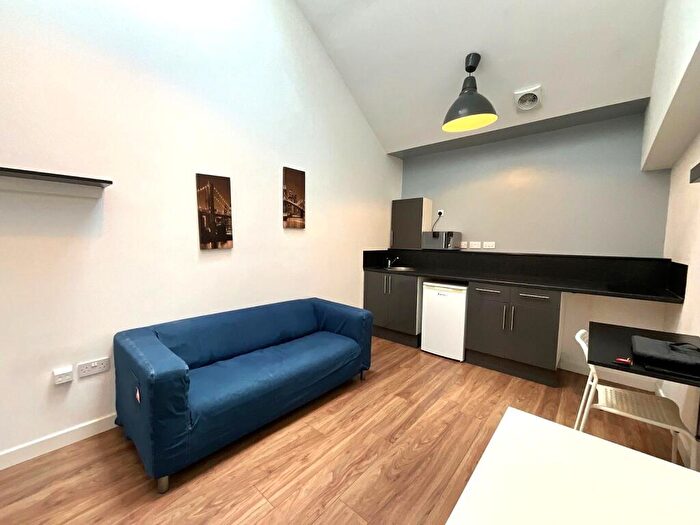 Studio To Rent In Flat, City Gate, DN1