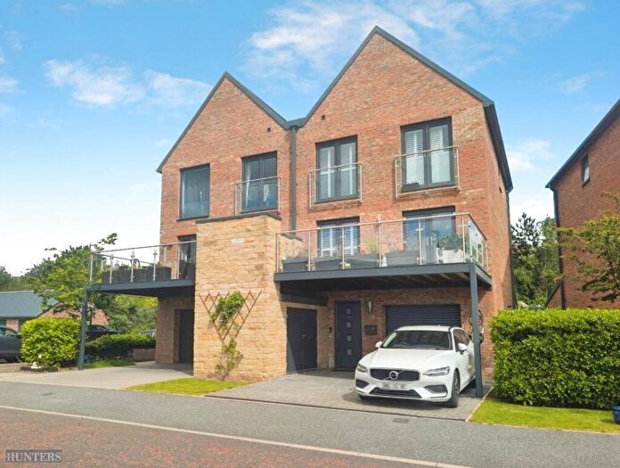 4 Bedroom Semi-Detached House For Sale In Ballast Hill Road, North Shields, NE29