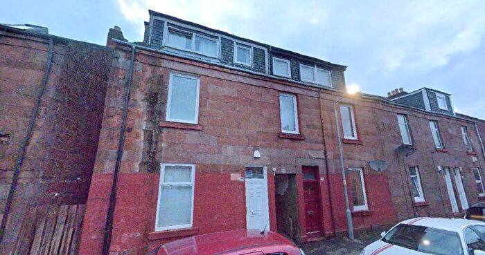 3 Bedroom Maisonette For Sale In Flat, Middleton Street, Alexandria, West Dunbartonshire, G83