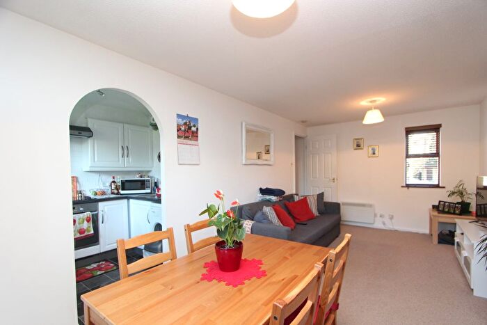 2 Bedroom Flat To Rent In Pages Hill, Muswell Hill, London, N10