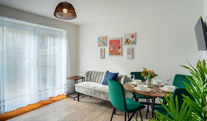 2 Bedroom Apartment To Rent In Bernard, Brighton, BN2