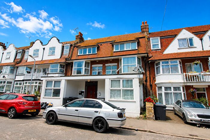 1 Bedroom Flat For Sale In Surrey Road, Cliftonville, Margate, CT9