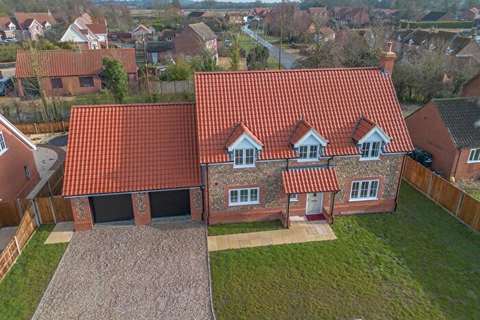 4 Bedroom Detached House For Sale In Durrant Close, Whissonsett, NR20
