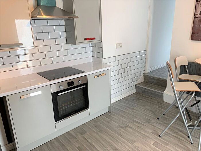 5 Bedroom Property To Rent In Stanley Terrace, Mount Pleasant, Swansea, SA1