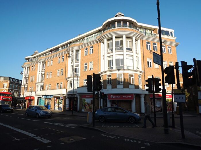 1 Bedroom Flat To Rent In Abney Park Court, Stoke Newington, London, N16