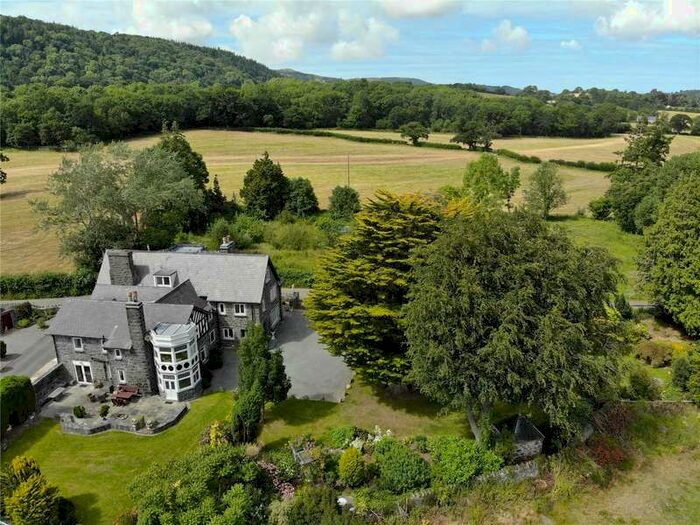 7 Bedroom Commercial Hotel For Sale In Gwern Borter Manor, Rowen, Conwy, LL32