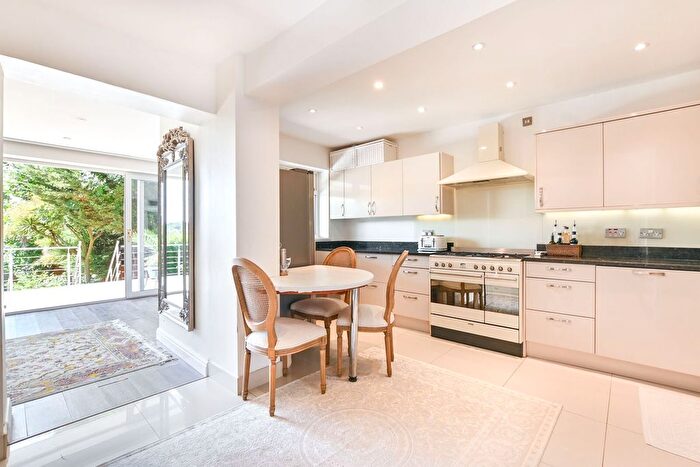 5 Bedroom Semi-Detached House For Sale In Whitton Avenue East, Sudbury, Greenford, UB6