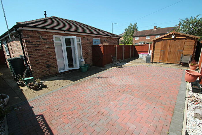 2 Bedroom Detached Bungalow For Sale In Turner Road, Colchester, CO4