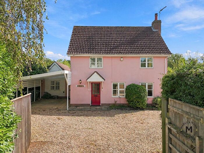 4 Bedroom Detached House For Sale In Woodbridge Road, Sutton, Woodbridge, IP12