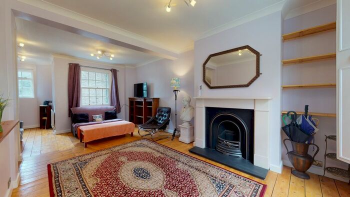 3 Bedroom End Of Terrace House To Rent In Junction Place, London, W2