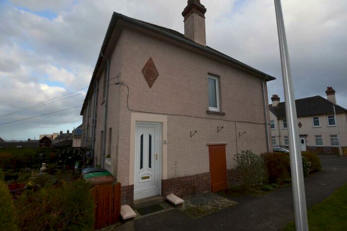 2 Bedroom Flat To Rent In Barnet Crescent, Kirkcaldy, KY1