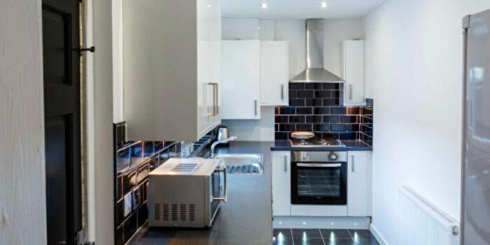 3 Bedroom House To Rent In Blandford Road, Salford, M6