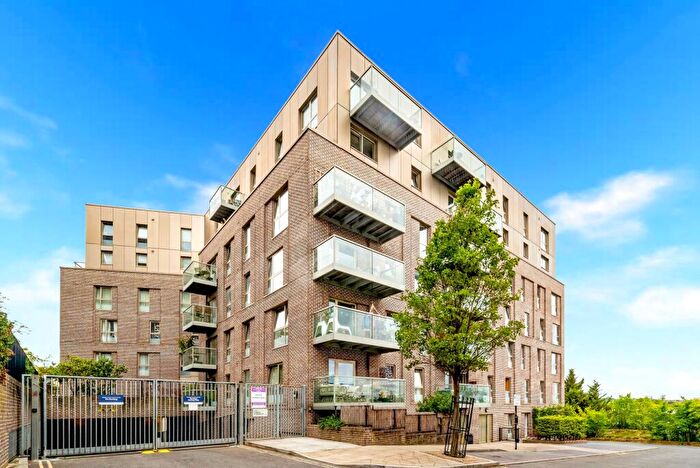 2 Bedroom Flat For Sale In Woodberry Grove, Ashview Apartments Katherine Close Woodberry Grove, N4