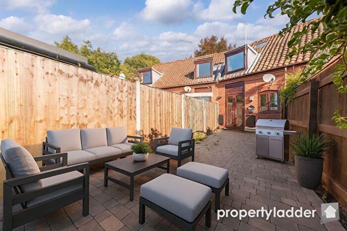 2 Bedroom Terraced House For Sale In Church Close, Coltishall, Norwich, NR12