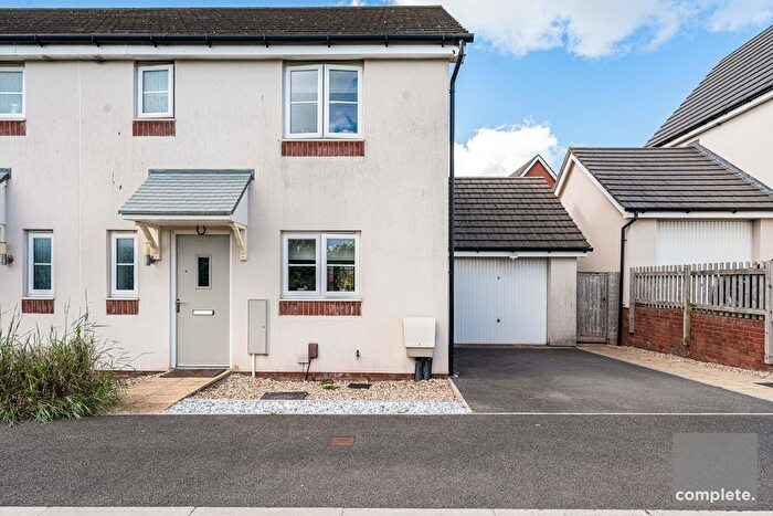 3 Bedroom Semi Detached House For Sale In Crab Apple, Cranbrook, Exeter, EX5