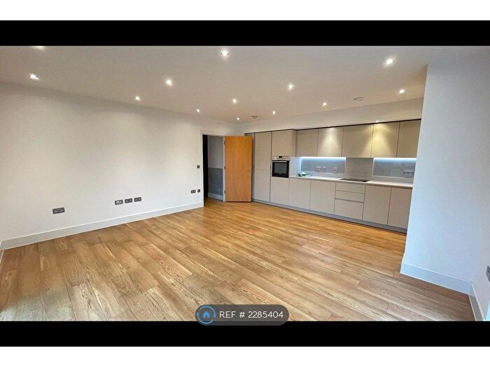 3 Bedroom Flat To Rent In Lyon Road, Harrow, HA1