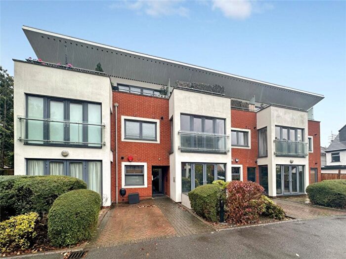 2 Bedroom Apartment To Rent In Skyline Mews, High Wycombe, Buckinghamshire, HP12