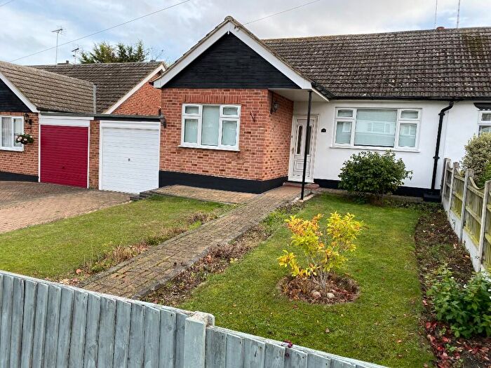 2 Bedroom Semi-Detached Bungalow To Rent In Marylands Avenue, Hockley, Essex, SS5