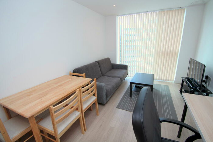 1 Bedroom Flat To Rent In Saffron Square, Croydon, CR0
