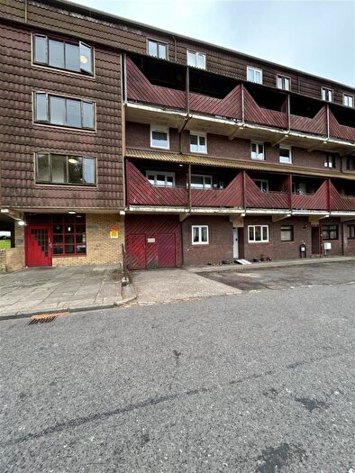 2 Bedroom Flat To Rent In Braehead Road, Cumbernauld, Glasgow, G67